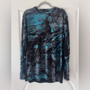 Realtree Fishing Shirt in Black and Teal